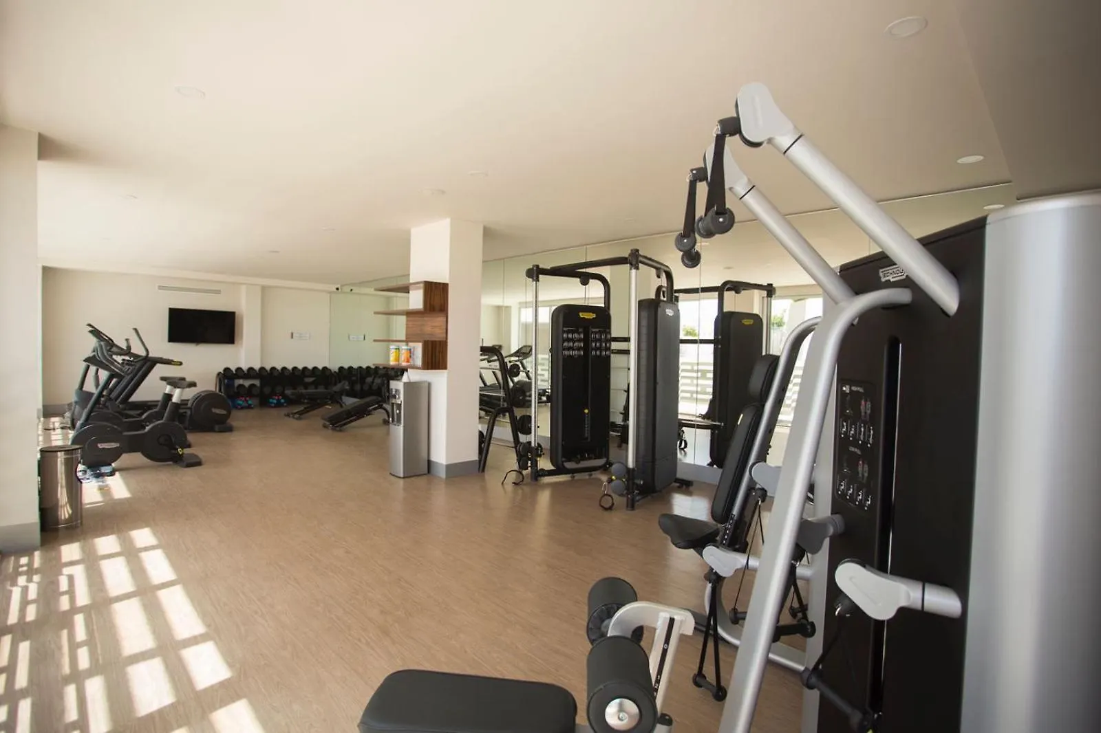 Ocean View Condo - Beach, Pool & Jacuzzi! Cancún Appartement